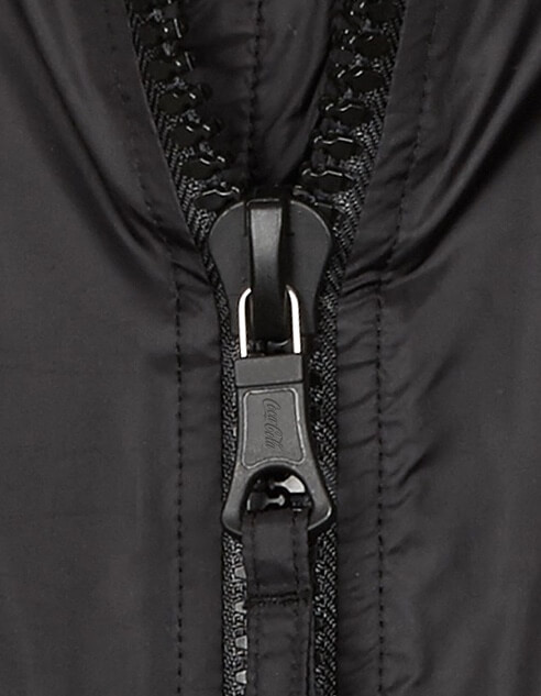 Coca Cola close up zipper