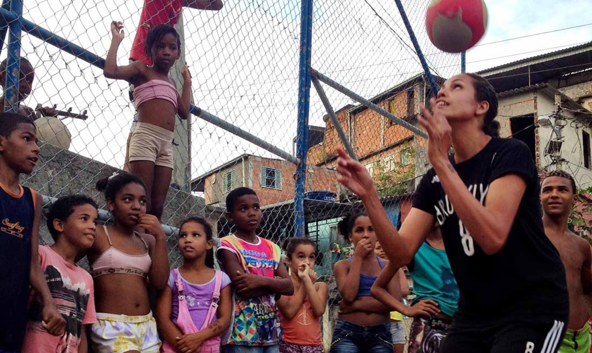 Favela Street Girls impression